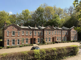2, Rock Robin Row, Station Hill, Wadhurst TN5 6RZ