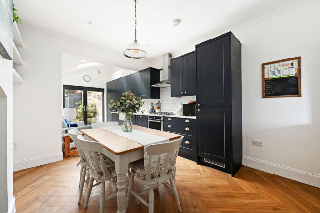 3 bed Terraced for sale Image 10