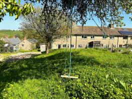 1, Bowdowns, St James Road, Netherbury DT6 5LW