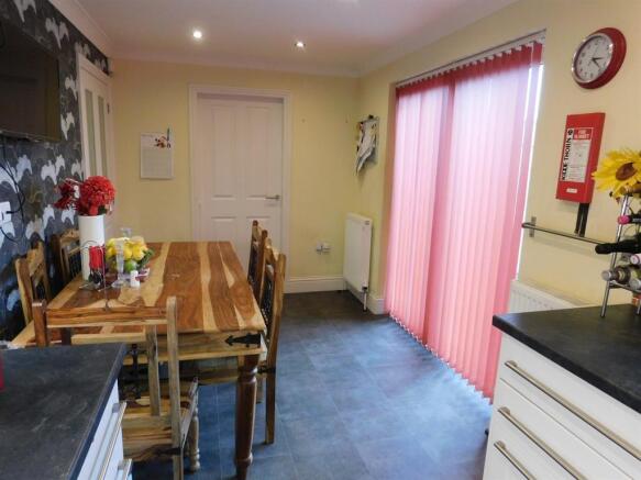 Kitchen 3