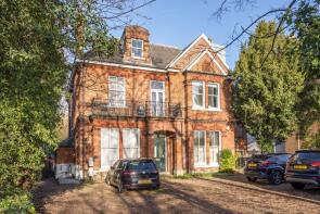 Flat 2, 90, West Hill, London SW15 2UJ