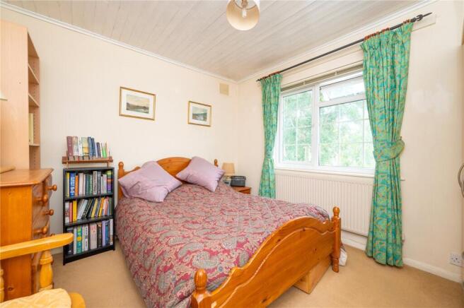 Tavistock Avenue, St. Albans, Hertfordshire, AL1 photo 3