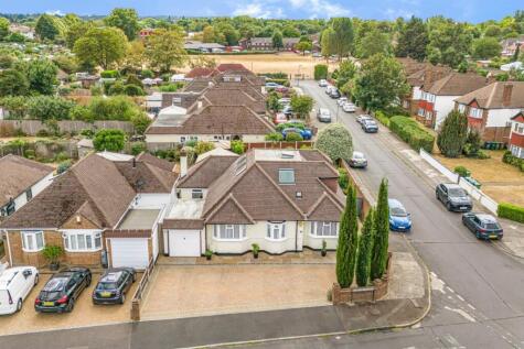 Kilmiston Avenue, Shepperton, Surrey, TW17