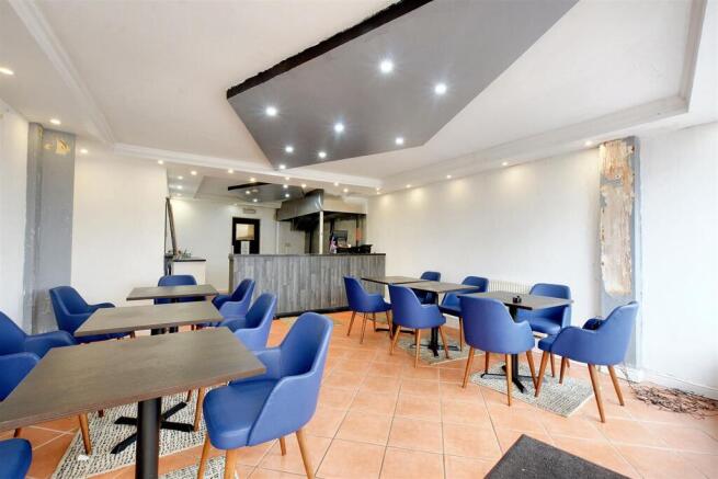 Dining Area_2.jpeg
