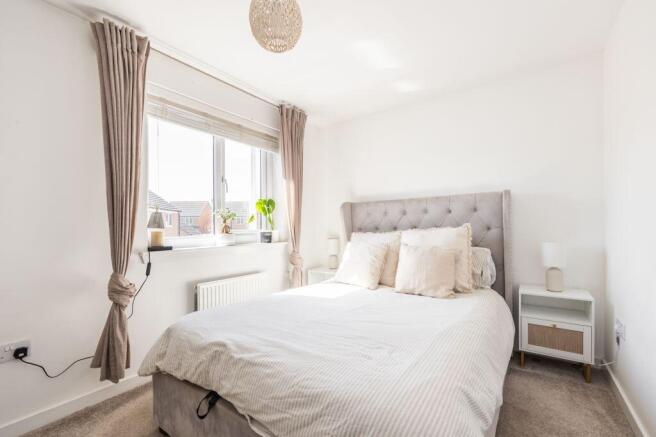 24 Lingerwood Lane, Edinburgh EH16 4WW photo 4