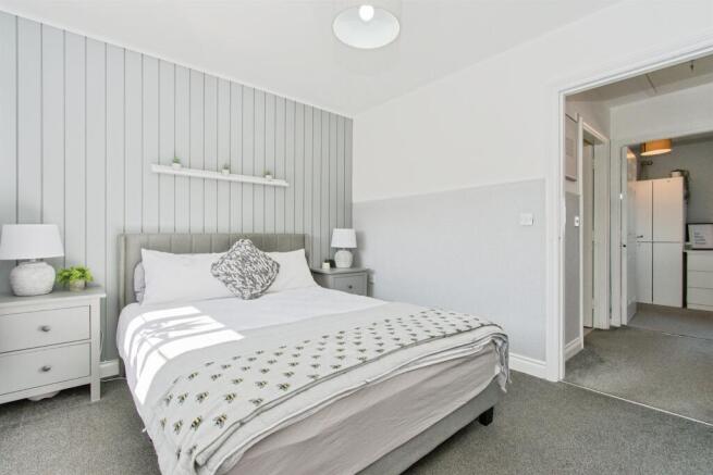 3 bed Town House for sale Image 11