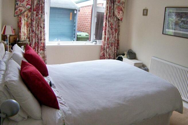 Bed 1