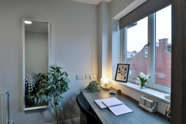 5 bed Flat to rent Image 7