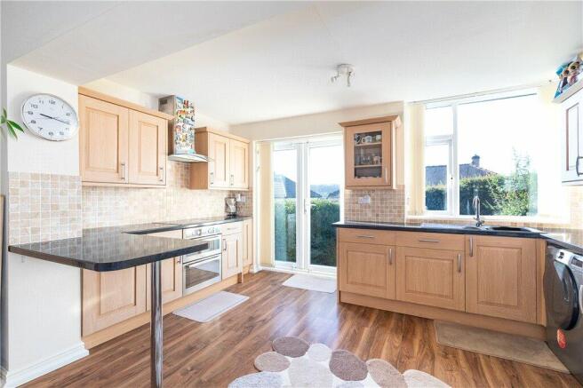 3 bed Semi-Detached for sale Image 4
