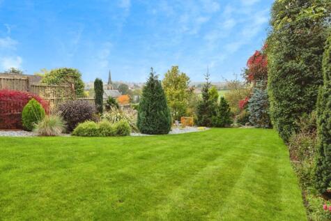 Bream Avenue, Cleckheaton, BD19