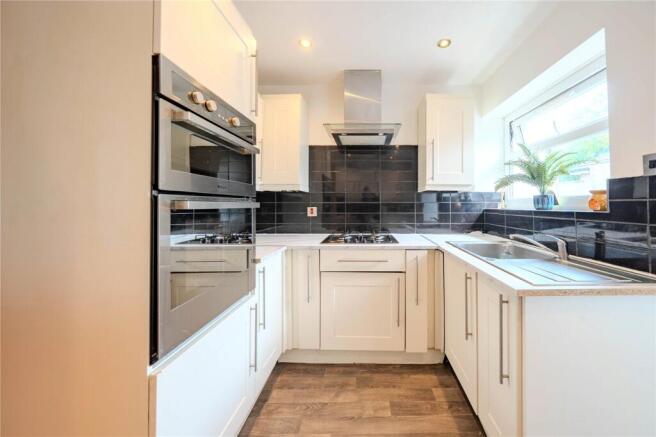 3 bed Bungalow for sale Image 12