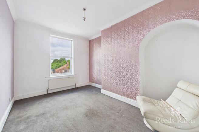 3 bed Terraced for sale Image 5