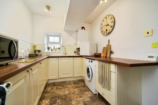 2 bed Maisonette for sale Image 9