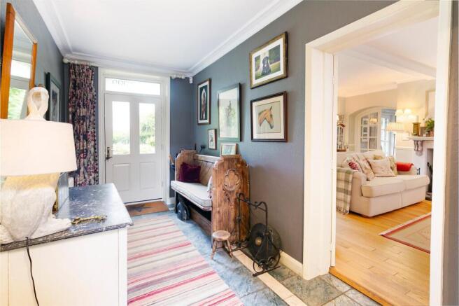 6 bed Detached for sale Image 9