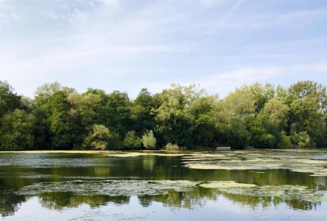 Charvil Country Park.jpg