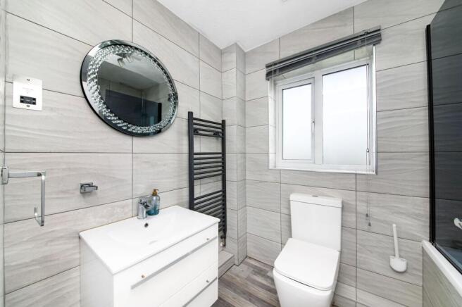 HOUSE BATHROOM