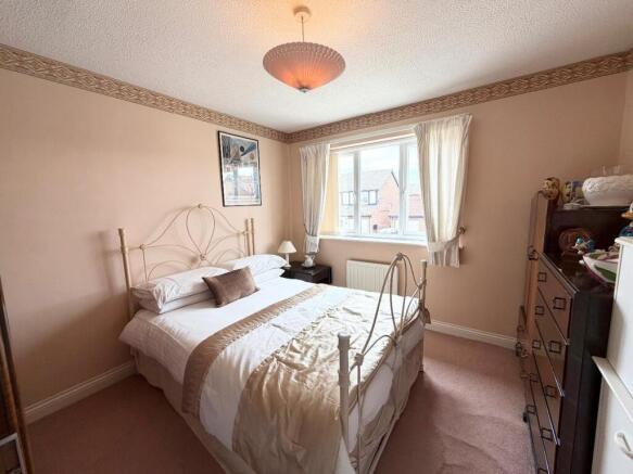 3 bed Detached for sale Image 12