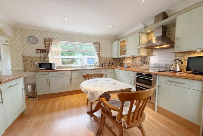 Kitchen Breakfast Ro