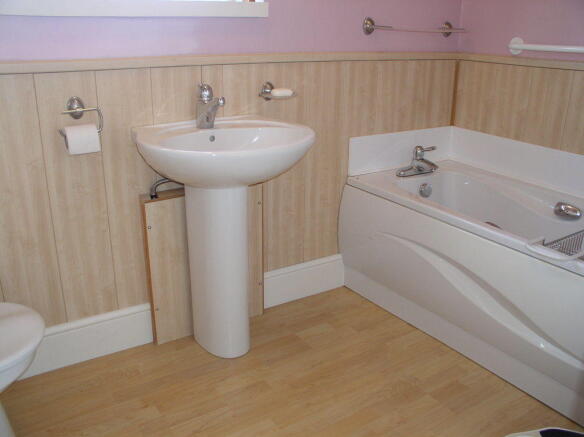 Photo 8