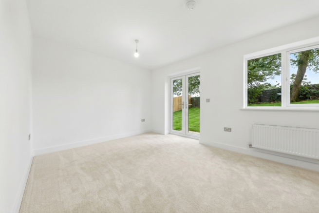4 bed Detached for sale Image 4