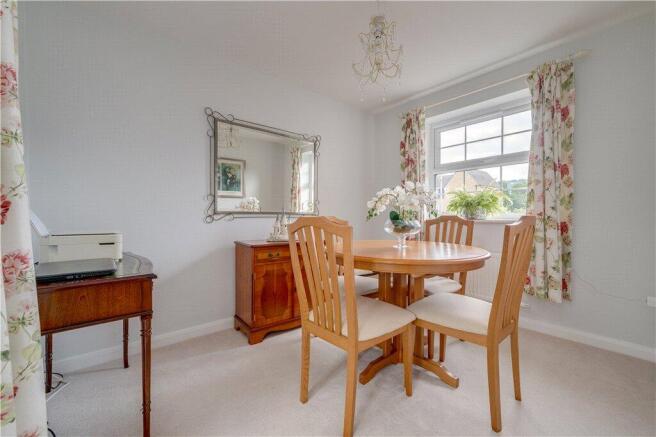 3 bed Link Detached House for sale Image 11