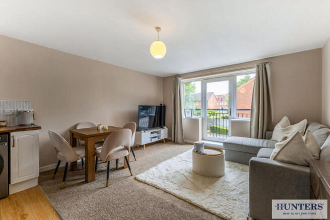 2 bed Apartment for sale Image 2