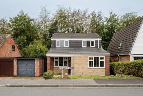 Crescent Green, Aughton, L39
