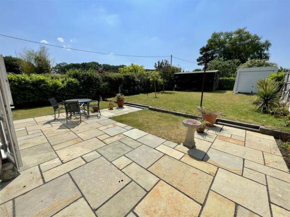 2. garden2.jpg