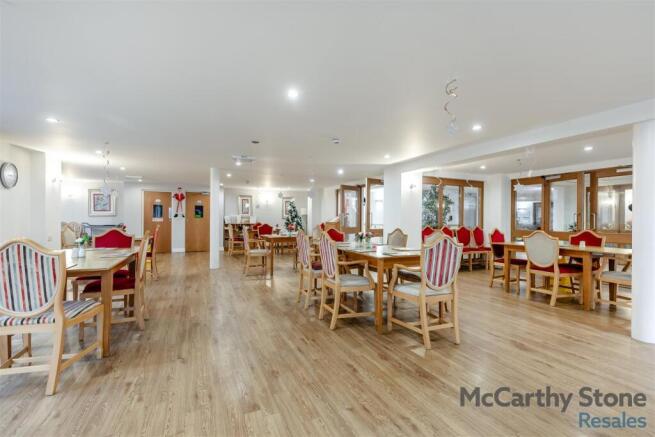 8672483-interior19.jpg