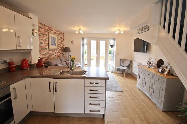 Kitchen/breakfast room/lounge