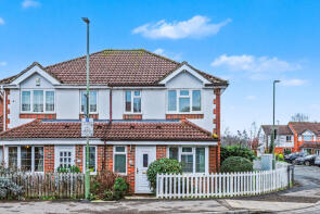 121, Cricket Road, Oxford OX4 3DL