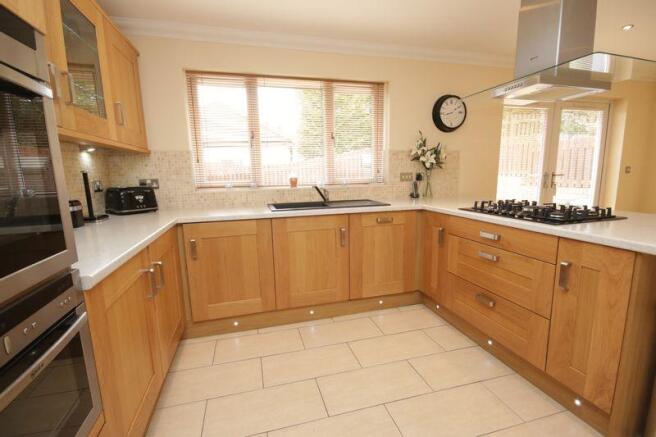 Kitchen (3)