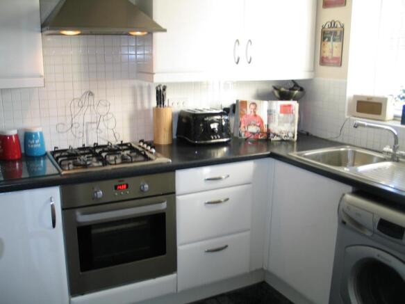 10 the meadows-kitch