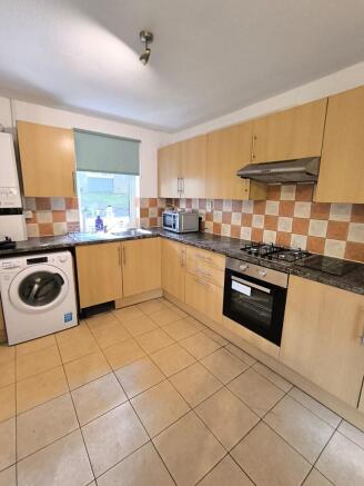 Stonebridge Court, Northampton - View 5