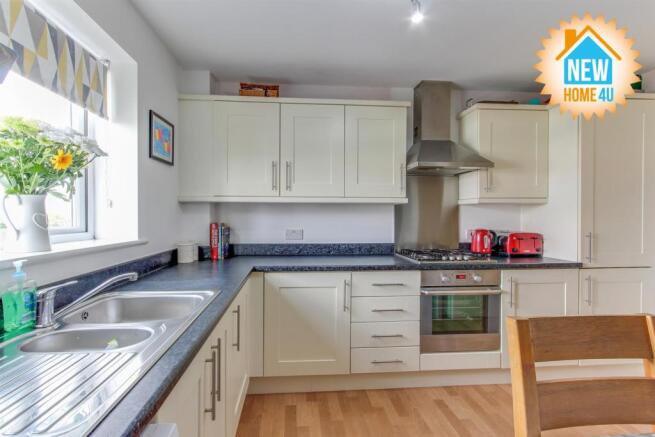KITCHEN: