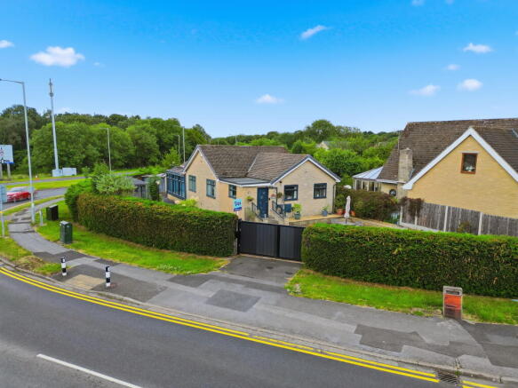 2 bed Bungalow for sale in rotherham