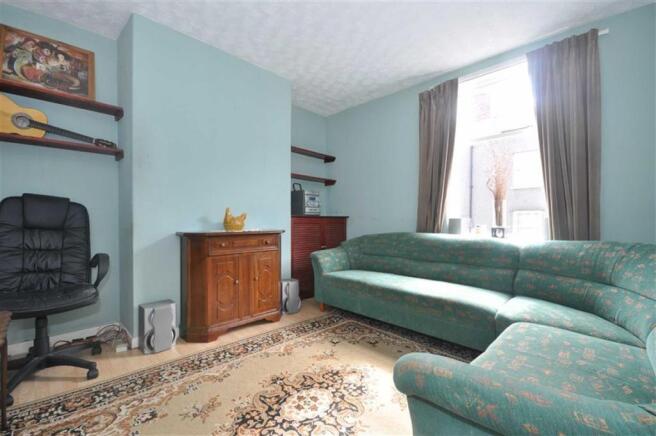 SITTING ROOM