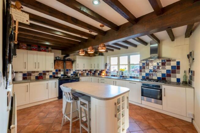 Kitchen/Breakfast Room