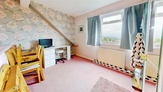 3 bed Semi-Detached Bungalow for sale Image 7