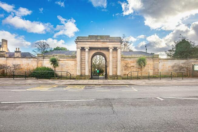 Gates to Botanical Gardens