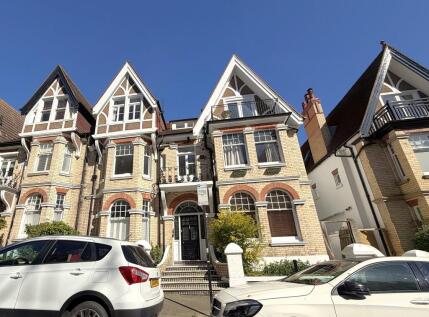 Cambridge Road, Hove, BN3 1DF
