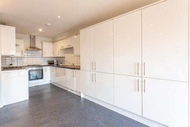 St Hilds Flat 5 kitchen 2