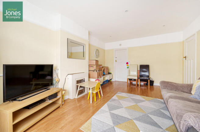 Living/Dining Area