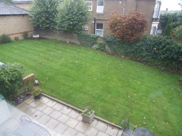 Photo 10