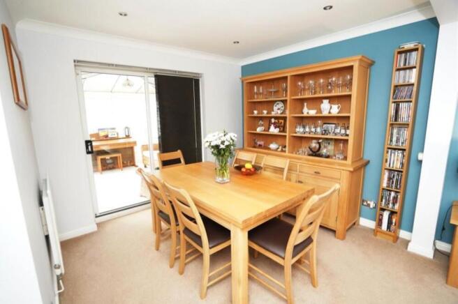 DiningRoom.jpeg