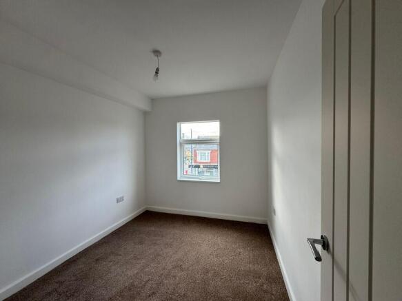 2 bed Flat to rent Image 6