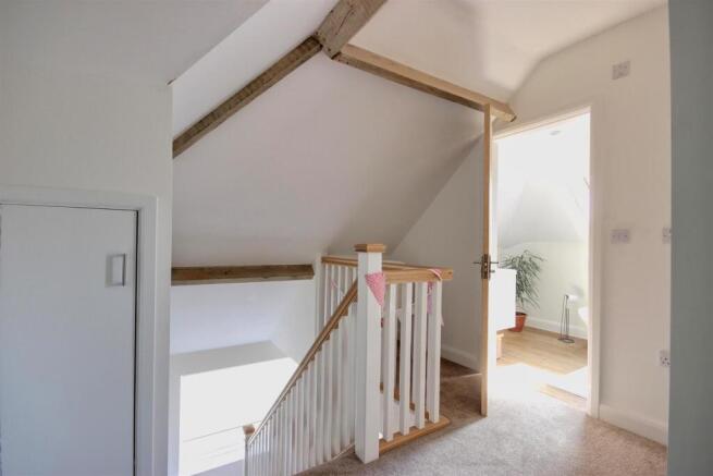 3 bed Detached for sale Image 12