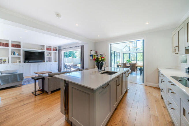 1287858-14-682480...