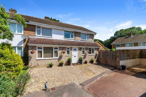 Meadow Close, Chesham, Buckinghamshire, HP5 2LZ
