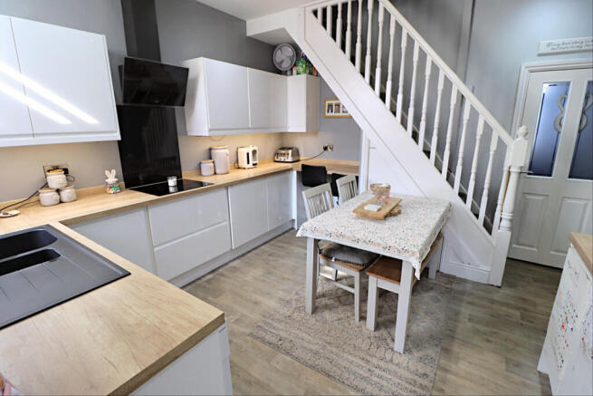 Kitchen / Dining Room